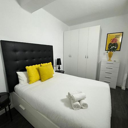 A 20 Pasos Del Museo Picasso Apartment Malaga Exterior photo